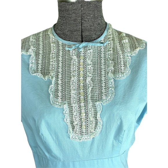 1950s 60s blue cotton pleated dress with lace bib bodice Size S - Picture 2 of 7